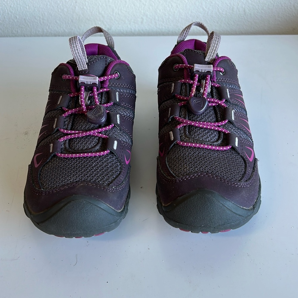 Like new, worn for one camping trip then outgrown.